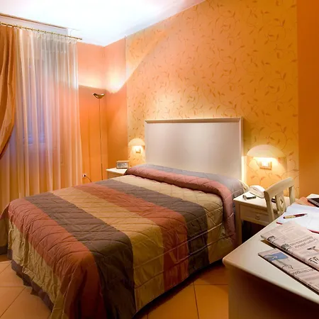 St. Moritz ホテル 3*